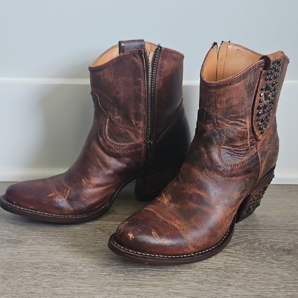 Lucchese Leather Cowgirl Boots